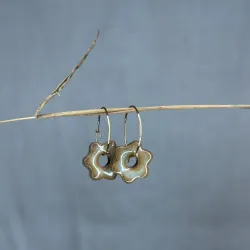 Boucles d'oreilles en grès blanc émaillé, faites main