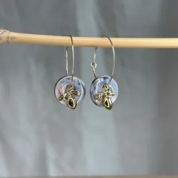 Boucles d'oreilles en porcelaine, façonnées et peintes à la main
