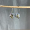 Boucles d'oreilles en porcelaine, façonnées et peintes à la main