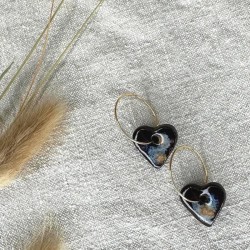 Boucles d’oreilles "Axelle" en grès noir émaillé, façonnées à la main