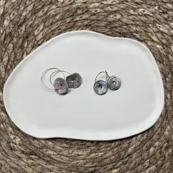 Boucles d'oreilles en grès blanc émaillé, faites main